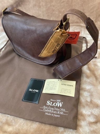 最終値下セール！SLOWスロウ　ショルダーバッグ　本革レザー　メンズ　レディース