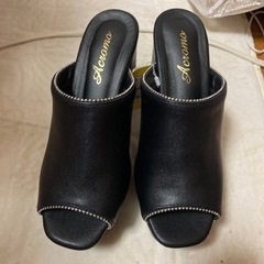 定価2500 おしゃれなヒールの画像