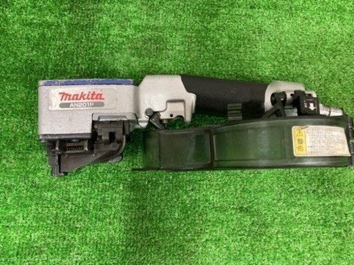 中古品◆マキタ　天井用エア釘打　AN201P◆C◆