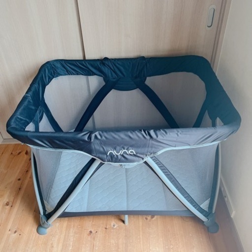 nuna ベビーベッド　トラベルコット　セナ　ブラック