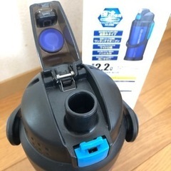 ダブルステンレス　スポーツジャグ　2.2L 保冷専用　水筒　チャージャーの画像