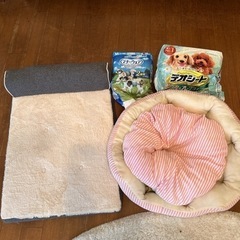 犬用品　ベッド　オムツ　トイレシート