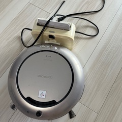 ロボット掃除機　車輪が破損、声は故障の画像
