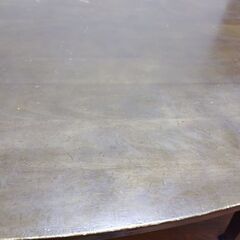 火曜日にお引取り願います。オーバル型ダイニングテーブルの画像