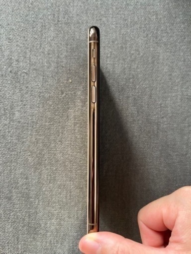 美品‼️iPhoneXS 256gb ?81% SIMフリー
