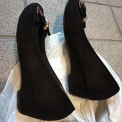 パンプス 24cm 黒 スウェードの画像