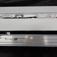 【値下！】LED照明器具　ベースライト　60W 5000K　中古　日本製の画像
