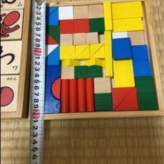 知育おもちゃセットの画像