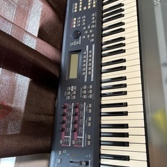 Synthesizer moxf6