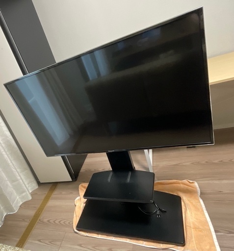 Panasonicテレビ TH-49DX750売ります。（スタンド付き）