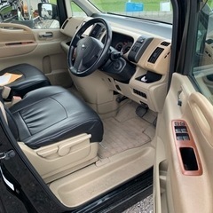 審査なしの自社ローンあり　日産セレナ　平成19年式　9万キロ　車検2年付　ナビ　テレビ　修復歴なし　左側電動スライドドア　2,000cc  8人乗り　スマートキー　シートカバーの画像