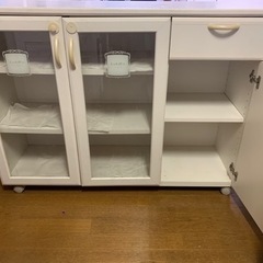 食器棚　
