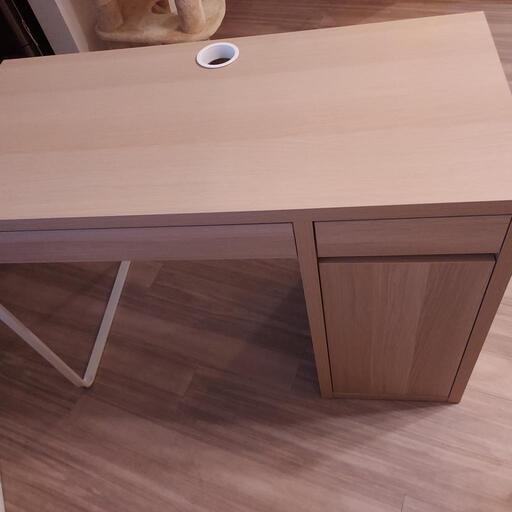 IKEA　デスク