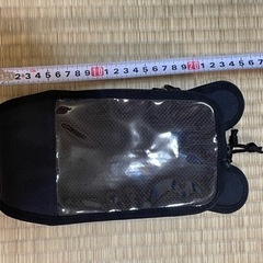 DEGNER ハードケース付きのスマートフォンも収納可能 マグネ...