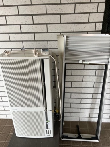 【商談中】コロナ　窓用エアコン　冷暖除湿機能　枠・リモコン付き　2020製造