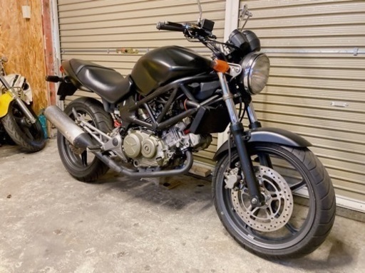 ホンダ　VTR250 配送可能　支払いは現金or振り込みも可能
