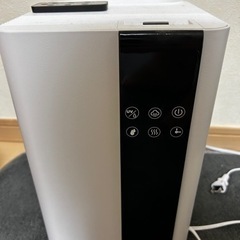 ハイブリッド加湿器 3重除菌 最大40時間連続運転 マイナスイオン機能 UV除菌 抗菌カートリッジ アロマ対応 焚き防止 自動湿度調節 タイマー付きの画像