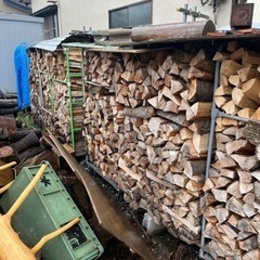 値下げ　1本50円　乾燥薪　1〜2年乾燥　広葉樹の画像