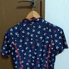 エレッセ　ellesse　水着　半袖トップスのみ　Mサイズの画像