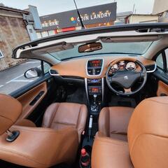 プジョー 207CC オープンカー　コミコミ　レザーシート　車検６年７迄　6万キロの画像