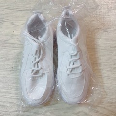 厚底　白スニーカー　23.5cm 新品！