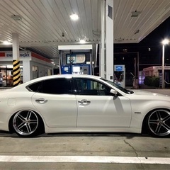 【値下げ】Y51 フーガ ハイブリッド 後期 車検2年付き!!の画像