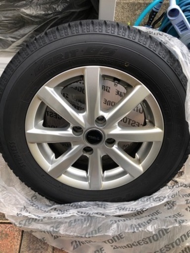 大阪から)スタッドレスホイール付　TOYOタイヤGARIT G5 19年製　4本　175/70R14 PCD100 5.1/2J