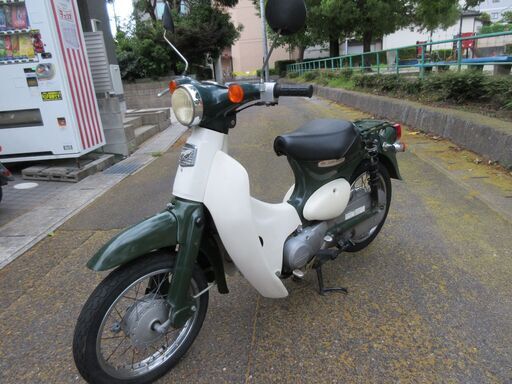 リトルカブ　低走行 1万kmちょい　バッテリー新品！　AA01 元祖配達原付⭐︎
