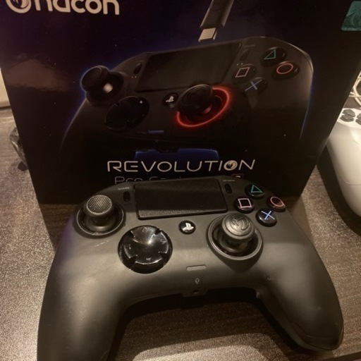 NACON Revolution Pro Controller V2