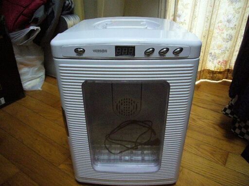 中古・美品小型冷蔵庫「VH-404WH」