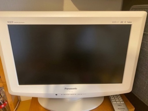 パナソニック17型　液晶
