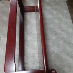 ガラス天板テーブルの画像