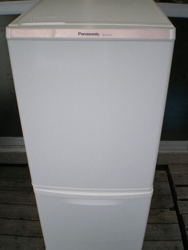 ★ Panaspnic NR-B147W 　冷蔵庫　138ℓ