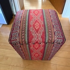 スツールの画像