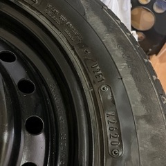 145/80/13 ダンロップタイヤ　鉄チンホイール　の画像
