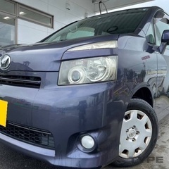月々1.2万円〜分割払い可❗️車検2年付き！大人気☆トヨタ ヴォクシー☆HDDナビ☆DVD・TV視聴可☆ETC☆バックカメラ☆電動スライドドア☆ドライブレコーダー付きのフル装備☆車内広々三列シート‼️の画像