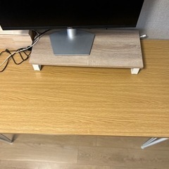 ニトリのデスク 118×58cm （購入後約1年）の画像