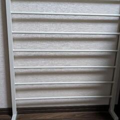 【引取先仮決定】突っ張り式ハンガーラックの画像