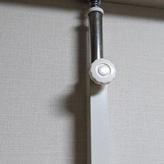 【引取先仮決定】突っ張り式ハンガーラックの画像