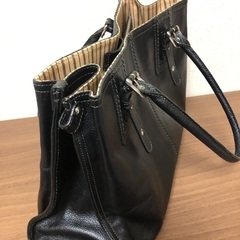牛革A4トートバッグの画像