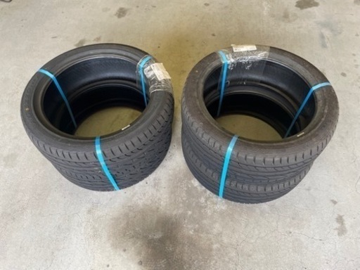 18インチタイヤ四本セット　新品未使用