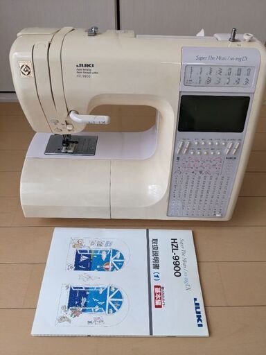 奇麗なミシンです。