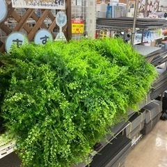 ✨まとめ買い歓迎✨造花 カーペット インテリア 蔦 フェイクプラ...