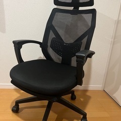 オフィスチェア　リクライニング可能