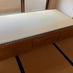 シングルベッド　和　洋　両方　対応　物入れ付き