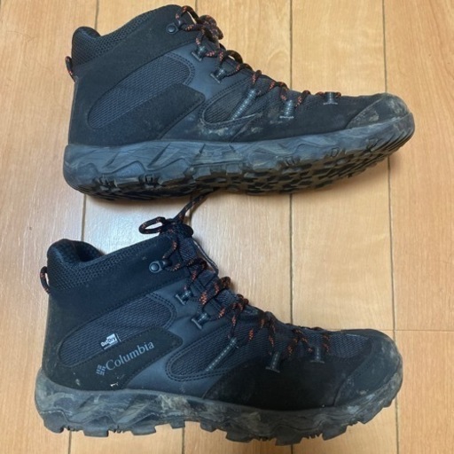 Columbia  トレッキングシューズ SABER V MID OUTDRY   YM8135
