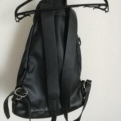 レザー風リュックの画像