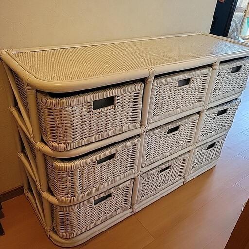 おしゃれな衣類収納！早い者勝ちです！