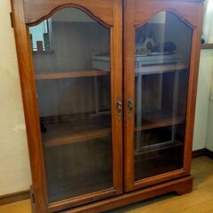 アンティーク調木製キャビネット