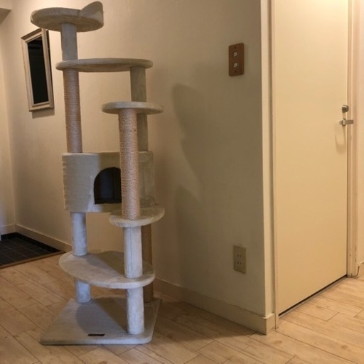 キャットタワー